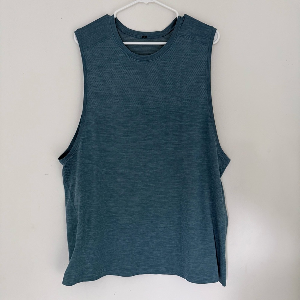 Lululemon Metal Vent Tech Muscle Tank Size XL